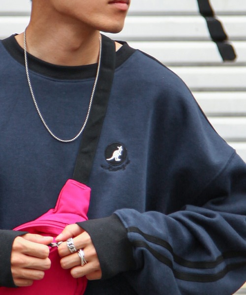 KANGOL（カンゴール）の「【別注】 【KANGOL】 ロゴ 刺繍 ビッグシルエット 長袖 スウェット トレーナー（スウェット・メンズ・ブラック系1/チャコール/ホワイト系/ネイビー系/ブラック/ホワイト/オートミール/グレー系/ブラック系/アイボリー系/アイボリー/ネイビー/ホワイト系1/杢グレー/ダークグリーン/ブルー/グレー系1/ネイビー系1・LARGE/MEDIUM/X-LARGE）」の18枚目の写真