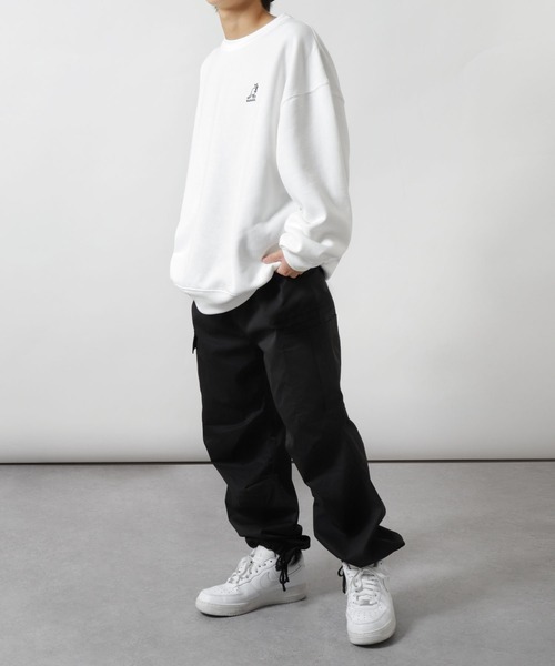 KANGOL（カンゴール）の「【別注】 【KANGOL】 ロゴ 刺繍 ビッグシルエット 長袖 スウェット トレーナー（スウェット・メンズ・ブラック系1/チャコール/ホワイト系/ネイビー系/ブラック/ホワイト/オートミール/グレー系/ブラック系/アイボリー系/アイボリー/ネイビー/ホワイト系1/杢グレー/ダークグリーン/ブルー/グレー系1/ネイビー系1・LARGE/MEDIUM/X-LARGE）」の22枚目の写真