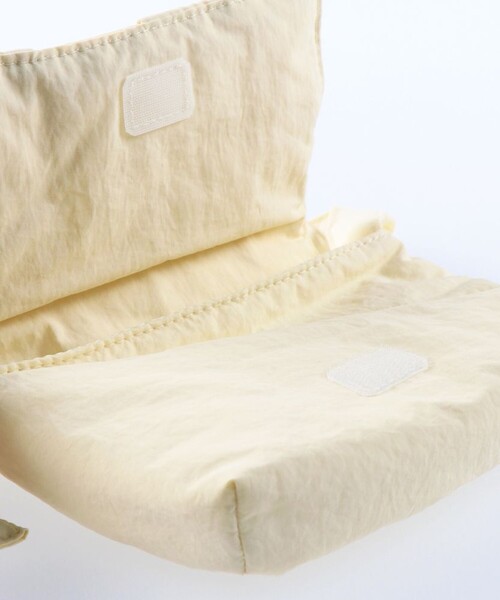 BRANSHES（ブランシェス）の「編みデザインショルダーバッグ（ショルダーバッグ・キッズ・アイボリー/ブラック・FREE）」の6枚目の写真