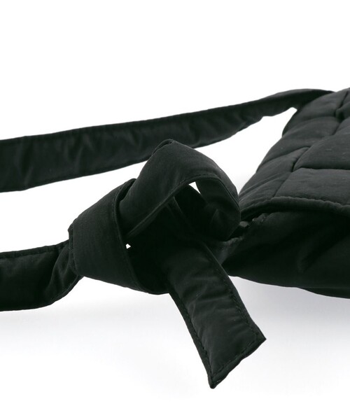 BRANSHES（ブランシェス）の「編みデザインショルダーバッグ（ショルダーバッグ・キッズ・アイボリー/ブラック・FREE）」の11枚目の写真