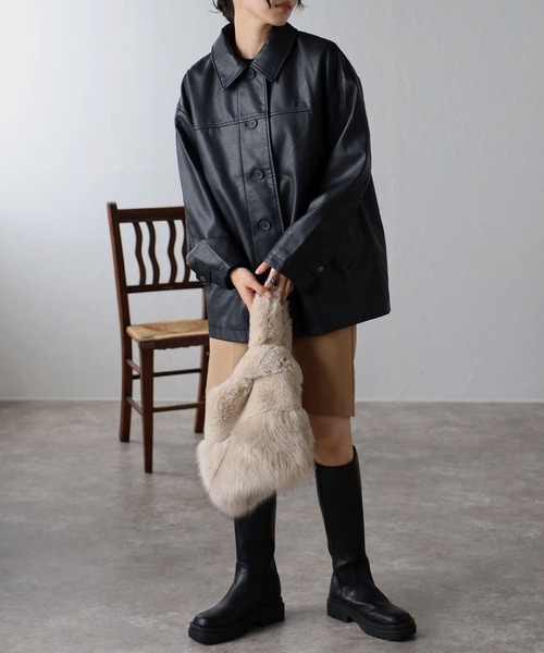 r.（アールドット）の「ステンカラーフェイクレザージャケット（ブルゾン・レディース・ベージュ/ブラウン/ブラック/アイボリー・FREE）」の14枚目の写真