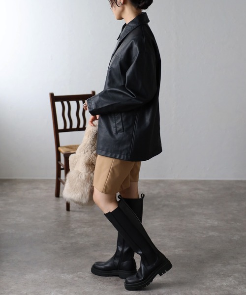 r.（アールドット）の「ステンカラーフェイクレザージャケット（ブルゾン・レディース・ベージュ/ブラウン/ブラック/アイボリー・FREE）」の15枚目の写真