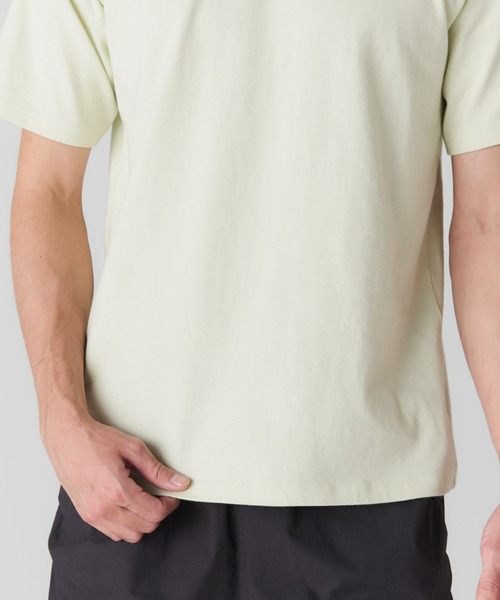 Champion(チャンピオン)の「【Champion/チャンピオン】直営限定コレクション メンズ ショートスリーブTシャツ(Tシャツ/カットソー・メンズ・ブラック/ライトグリーン系/ホワイト/ヘザーチャコール/グレー/ネイビー・X-LARGE/LARGE/SMALL/MEDIUM)」の9枚目の写真