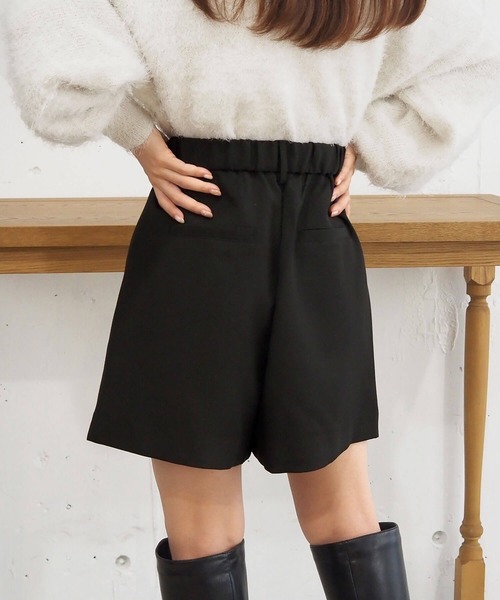 トレフルプラスワンタックショートパンツ02 ウールライク 新品未使用タグ付き】トレフルプラスワン タックショートパンツ