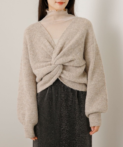 HEYUMM（ヘユム）の「2WAYツイストデザインセーター（ニット/セーター・レディース・ブラック/ベージュ/アイボリー・ONE）」の18枚目の写真