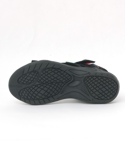 チチカカ（チチカカ）の「アウトドアベルトサンダル【ユニセックス】（サンダル・レディース・ベージュ/ライトグレー/ブラック・MEDIUM/XX-LARGE/LARGE）」の10枚目の写真