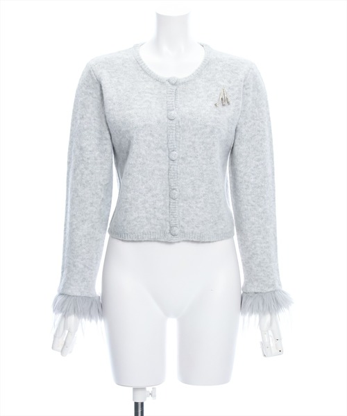 clear（クリア）の「ブローチ付き袖口ファーカーディガン≪STAY MOTION≫（ニット/セーター・レディース・アイボリー/ブラック/グレー・F）」の20枚目の写真