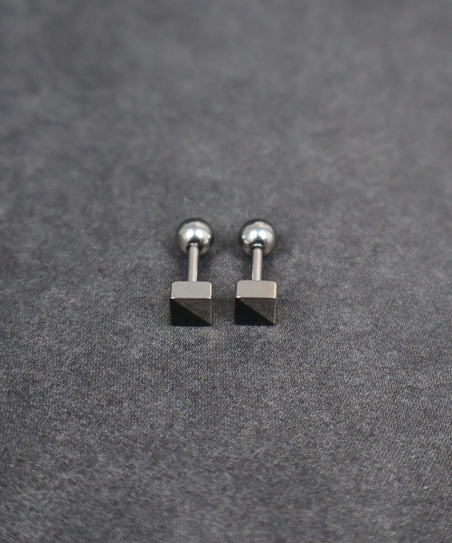 4INT.(フォイント)の「ユニークモチーフ ボディピアス. 16G / サージカルステンレス316L (金属アレルギー対応)(ピアス(両耳用)・メンズ・C/D/E/F/G/H/I/J/K/L/B/A・FREE)」の13枚目の写真