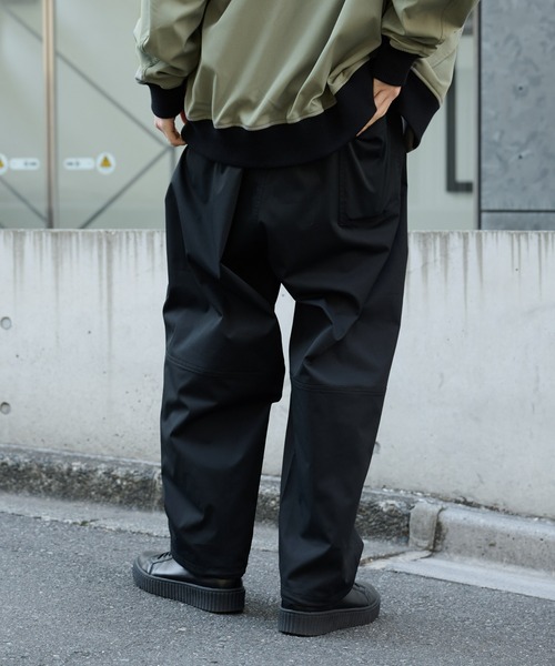 COLONY 2139(コロニートゥーワンスリーナイン)の「ストレッチバルーンパンツ(その他パンツ・メンズ・カーキ/グレイッシュベージュ/ブラック/ホワイト・LARGE/MEDIUM)」の7枚目の写真