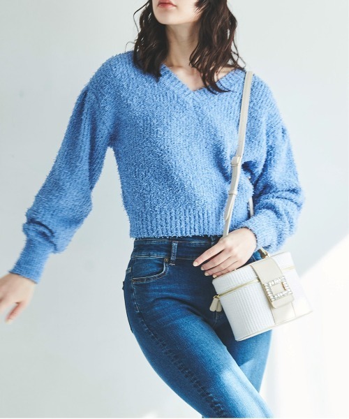 31 Sons de mode（トランテアン　ソン　ドゥ　モード）の「カールヤーンＶネックニット（ニット/セーター・レディース・ブラック×ホワイト/オフホワイト/ピンク/ブルー・36）」の19枚目の写真