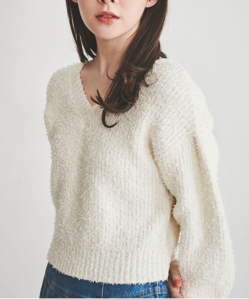 31 Sons de mode（トランテアン　ソン　ドゥ　モード）の「カールヤーンＶネックニット（ニット/セーター・レディース・ブラック×ホワイト/オフホワイト/ピンク/ブルー・36）」の21枚目の写真