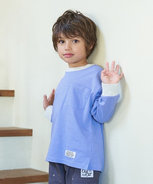 b・ROOM(ビールーム)の「【型崩れしないやわらかコットン】バイカラーポケットTシャツ(Tシャツ/カットソー・キッズ・グレイッシュブルー/ライラック/オートミール/ベージュ/チャコール・120cm/130cm/100cm/110cm/140cm/150cm)」の5枚目の写真