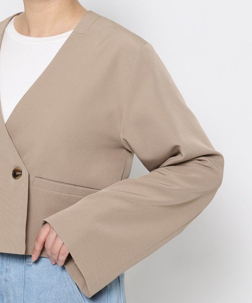 mysty woman（ミスティウーマン）の「ノーカラーショートジャケット　104186（ノーカラージャケット・レディース・モカ/ブラック・FREE）」の16枚目の写真