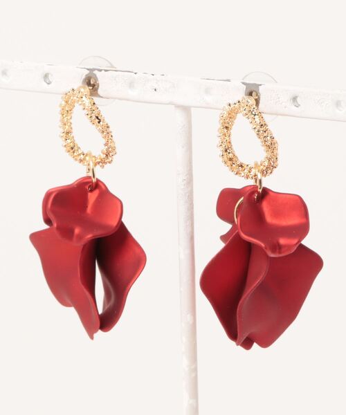 LA VORAGINE(ラ ヴォラジネ)の「レトロ花びらピアス(ピアス(両耳用)・レディース・ピンク/ブラック/ブルー/レッド/パープル/ブラウン・FREE)」の22枚目の写真