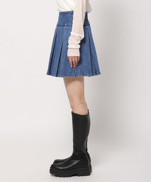 LOWRYS FARM（ローリーズファーム）の「デニムプリーツミニスカート 991951（デニムスカート・レディース・ブルー/ブラック・FREE）」の10枚目の写真