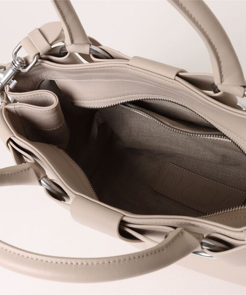 inter-chaussures(インターショシュール)の「【BIASIA】レザーハンドバッグ(Q46337)(ハンドバッグ・レディース・ベージュ系その他・ALL)」の4枚目の写真