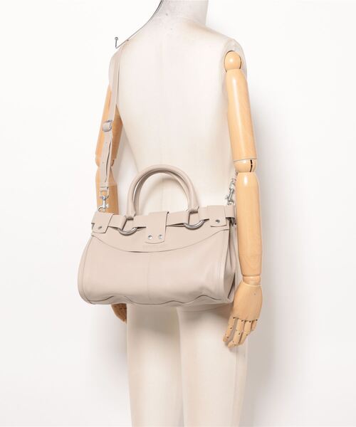 inter-chaussures(インターショシュール)の「【BIASIA】レザーハンドバッグ(Q46337)(ハンドバッグ・レディース・ベージュ系その他・ALL)」の5枚目の写真