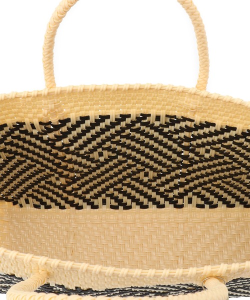 Letra（レトラ）の「【Letra for SALON】別注TAPETE SHORT STYLE XS/メルカドバッグ（かごバッグ・レディース・ブラック/キナリ・FREE）」の17枚目の写真