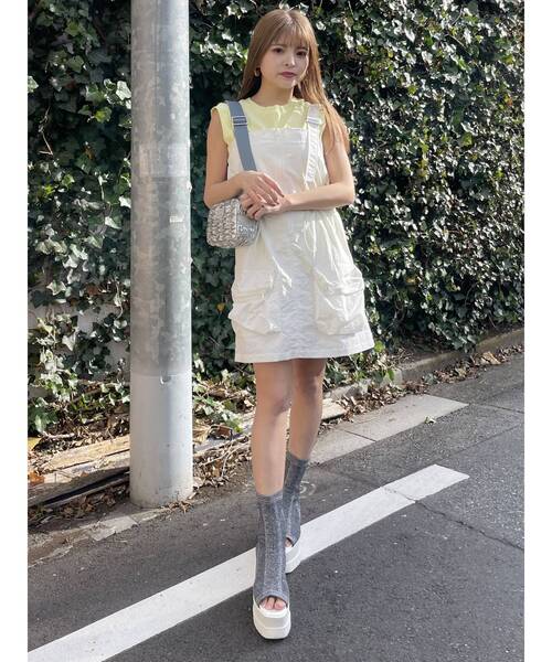 MURUA（ムルーア）の「キルティングカメラバッグ（ショルダーバッグ・レディース・ブラック/シルバー・FREE）」の15枚目の写真