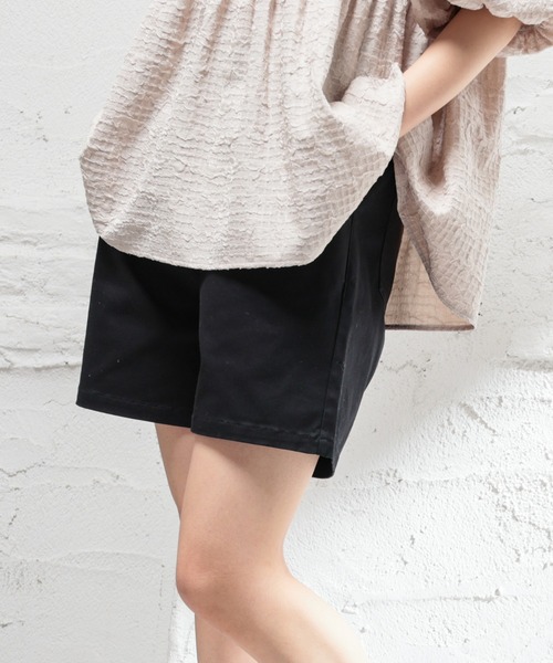 Honeys（ハニーズ）の「ショートパンツ（その他パンツ・レディース・ブラック/ライトベージュ/ライトカーキ/ホワイト・SS/LL/L/M/S）」の2枚目の写真