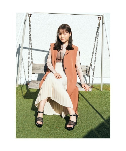 Mafmof(マフモフ)の「Mafmof(マフモフ)10cmヒール厚底ステッチサンダル(サンダル・レディース・ホワイト/ブラック系その他/ブラック系その他2/ブラック・S/M/L/LL)」の14枚目の写真