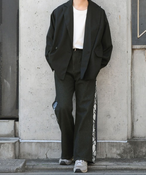 NILWAY(ニルウェイ)の「13oz パイソン 蛇柄 ライン ルーズ フレア デニム パンツ(デニムパンツ・メンズ・インディゴブルー/ライトグリーン/ブラック・LARGE/MEDIUM/SMALL)」の16枚目の写真