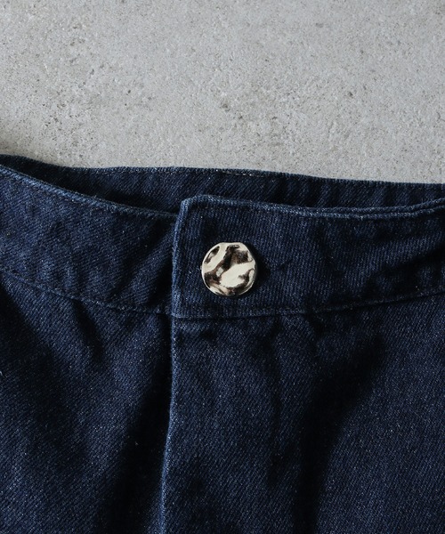NILWAY(ニルウェイ)の「13oz パイソン 蛇柄 ライン ルーズ フレア デニム パンツ(デニムパンツ・メンズ・インディゴブルー/ライトグリーン/ブラック・LARGE/MEDIUM/SMALL)」の5枚目の写真