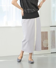 NICOLE white（ニコルホワイト）の「フロント配色ライン タイトスカート／ダンボールポンチ（スカート）」