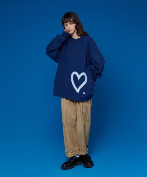 ONCILY（オンシェリー）の「HEART LONG SLEEVE T-SHIRT /  ハートロゴロンT（Tシャツ/カットソー・メンズ・ネイビー/ブラック/オフホワイト・SMALL/MEDIUM/LARGE）」の5枚目の写真