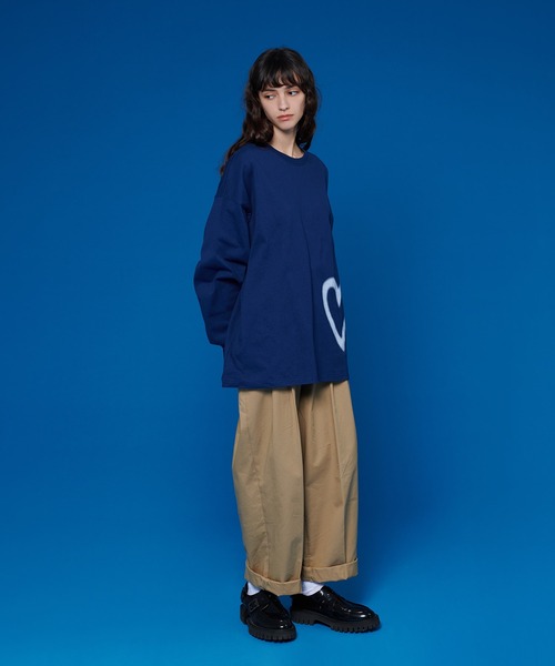 ONCILY（オンシェリー）の「HEART LONG SLEEVE T-SHIRT /  ハートロゴロンT（Tシャツ/カットソー・メンズ・ネイビー/ブラック/オフホワイト・SMALL/MEDIUM/LARGE）」の4枚目の写真