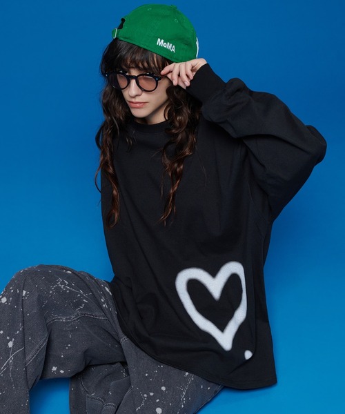 ONCILY（オンシェリー）の「HEART LONG SLEEVE T-SHIRT /  ハートロゴロンT（Tシャツ/カットソー・メンズ・ネイビー/ブラック/オフホワイト・SMALL/MEDIUM/LARGE）」の17枚目の写真