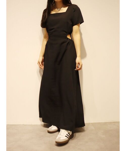 EVRIS（エヴリス）の「サイドオープンドロストロングワンピース（ワンピース・レディース・ブラック/ホワイト/グリーン・FREE）」の10枚目の写真