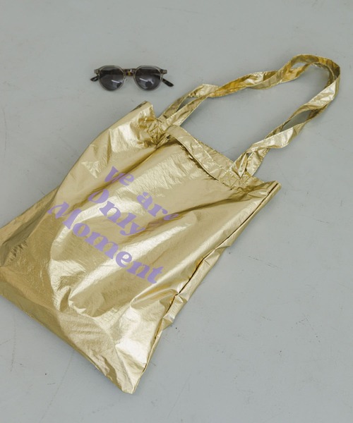 ITEMS URBANRESEARCH（アイテムズ アーバンリサーチ）の「メタリックトートバッグ（トートバッグ・レディース・ブラック/ゴールド/シルバー・-）」の10枚目の写真