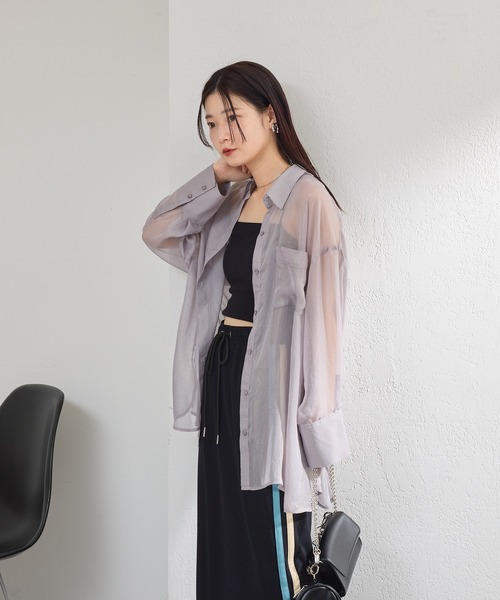 Kastane(カスタネ)の「シャイニーシアーシャツ(シャツ/ブラウス・レディース・ピンク/ブラック/グレー・FREE)」の6枚目の写真