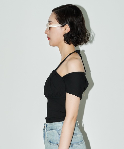 MOCOA'S(モコアズ)の「2WAYフロントギャザーオフショルトップス(Tシャツ/カットソー・レディース・ホワイト/ブラック/グレー・FREE)」の20枚目の写真