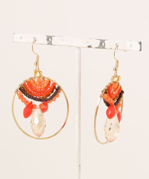 チャイハネ(チャイハネ)の「【チャイハネ】キラファピアス(ピアス(両耳用)・レディース・オレンジ/グリーン/ホワイト/ブルー・FREE)」の4枚目の写真