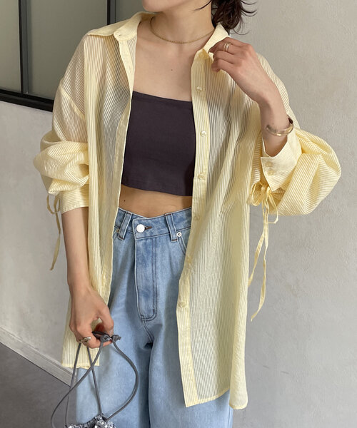 Thevon(ゼボン)の「バックドロストストライプシアーシャツ(シャツ/ブラウス・レディース・サーモンピンク/アイボリー/イエロー/ブルー・FREE)」の15枚目の写真