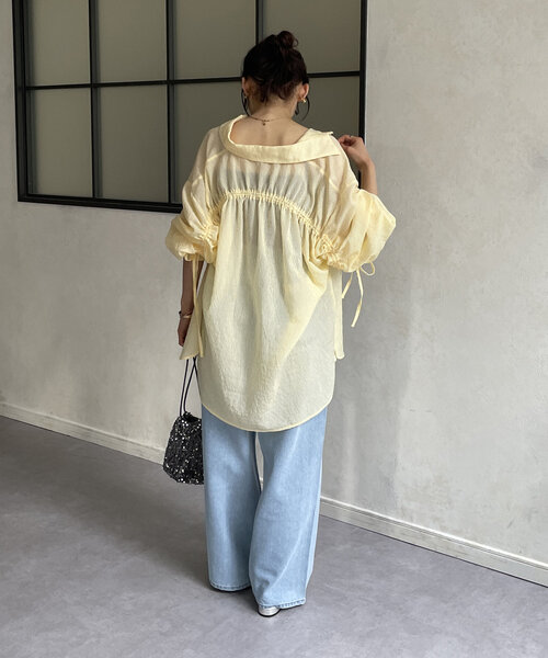 Thevon(ゼボン)の「バックドロストストライプシアーシャツ(シャツ/ブラウス・レディース・サーモンピンク/アイボリー/イエロー/ブルー・FREE)」の17枚目の写真