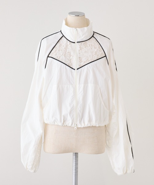 one after another NICE CLAUP（ワンアフターアナザーナイスクラップ）の「ライン入りショートブルゾン（ナイロンジャケット・レディース・チャコールグレー/ホワイト/アイボリー・FREE）」の13枚目の写真