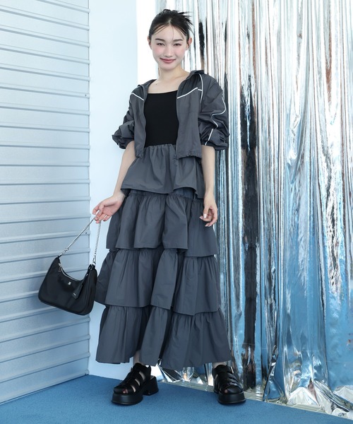 one after another NICE CLAUP（ワンアフターアナザーナイスクラップ）の「ライン入りショートブルゾン（ナイロンジャケット・レディース・チャコールグレー/ホワイト/アイボリー・FREE）」の22枚目の写真