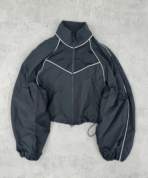 one after another NICE CLAUP（ワンアフターアナザーナイスクラップ）の「ライン入りショートブルゾン（ナイロンジャケット・レディース・チャコールグレー/ホワイト/アイボリー・FREE）」の16枚目の写真