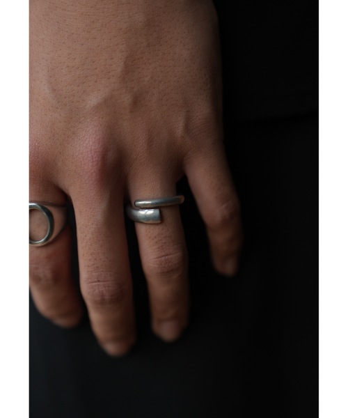 SINSS（シンス）の「Cross ring / クロスリング（リング）」 - WEAR