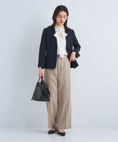 green label relaxing（グリーンレーベルリラクシング）の「［size SHORTあり］Greed グリード サイドタブ パンツ -ウォッシャブル・防シワ-（その他パンツ・レディース・ネイビー/ベージュ・SHORT/36/38/40）」の5枚目の写真