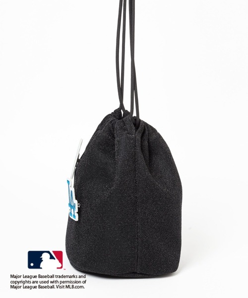 LEPSIM(レプシィム)の「MLB ワッペンラメ巾着 129686(ショルダーバッグ・レディース・ブラック/グレー/ブラウン・ONE SIZE)」の21枚目の写真