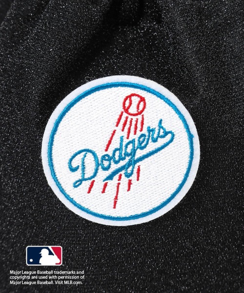 LEPSIM(レプシィム)の「MLB ワッペンラメ巾着 129686(ショルダーバッグ・レディース・ブラック/グレー/ブラウン・ONE SIZE)」の16枚目の写真
