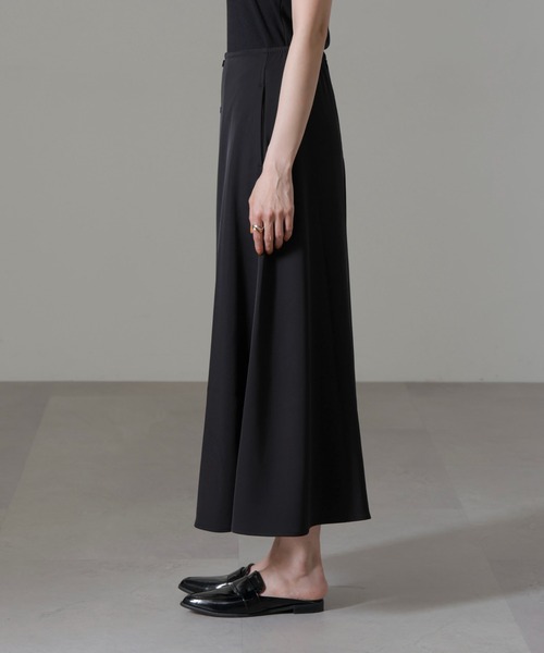 NANO universe（ナノユニバース）の「フロントボタンフレアスカート(セットアップ可)（スカート・レディース・グリーン系その他4/ブラック/ベージュ・FREE）」の5枚目の写真