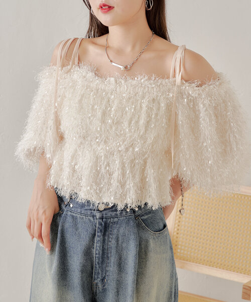 Chico（チコ）の「フリンジリボン短丈ブラウス（シャツ/ブラウス・レディース・ピンク/アイボリー/ブラック/ベージュ・FREE）」の2枚目の写真