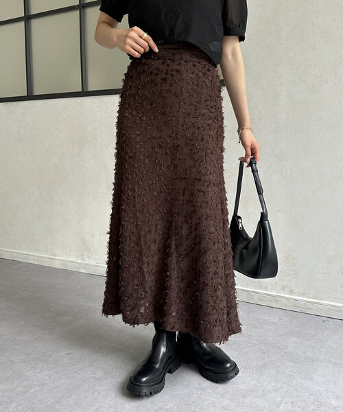 Thevon（ゼボン）の「フリンジシアーマーメイドスカート（スカート・レディース・ブラック/ホワイト系その他/ブラウン・FREE）」の3枚目の写真