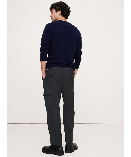 Banana Republic(バナナリパブリック)の「テーパード イタリアン フランネル プルオン カーゴパンツ(カーゴパンツ・メンズ・グレー/ネイビー・30W/28W/29W/34W/32W/31W/33W)」の4枚目の写真