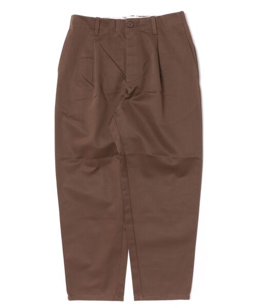 UNIVERSAL OVERALL(ユニバーサルオーバーオール)の「★UNIVERSAL OVERALL★T/C TUCK TAPERED(チノパンツ・メンズ・モカ/アイボリー/ブラック/ベージュ/ブラウン・28inch/30inch/32inch/34inch/36inch/30 inch)」の3枚目の写真